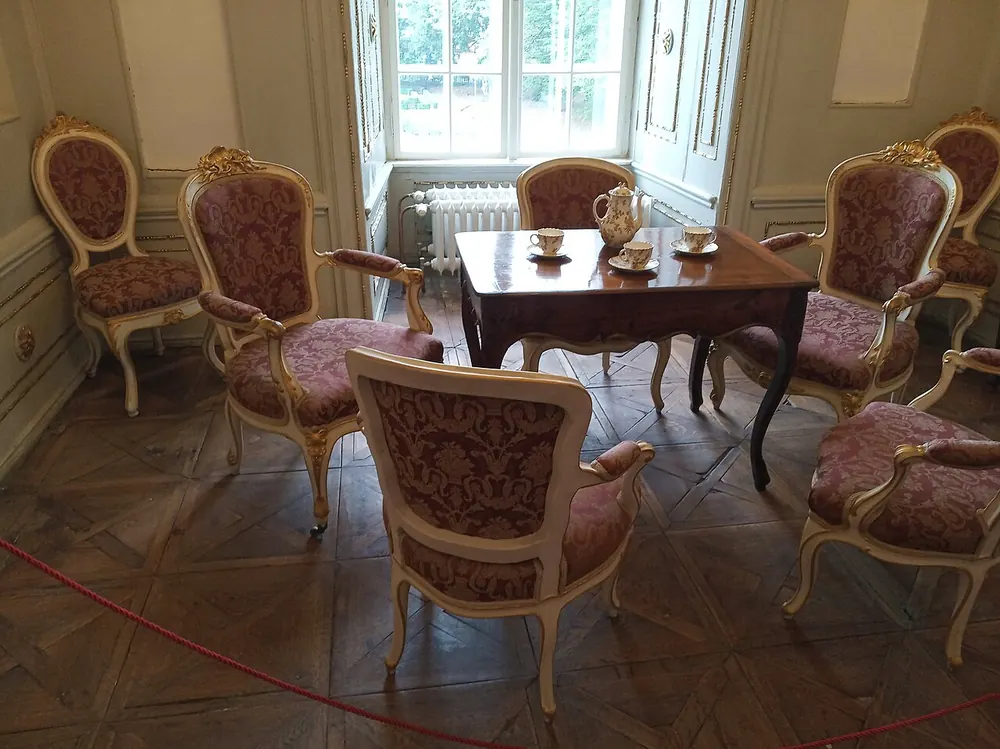 Armchairs arranged in a quiet room - gambling addiction treatment philippines