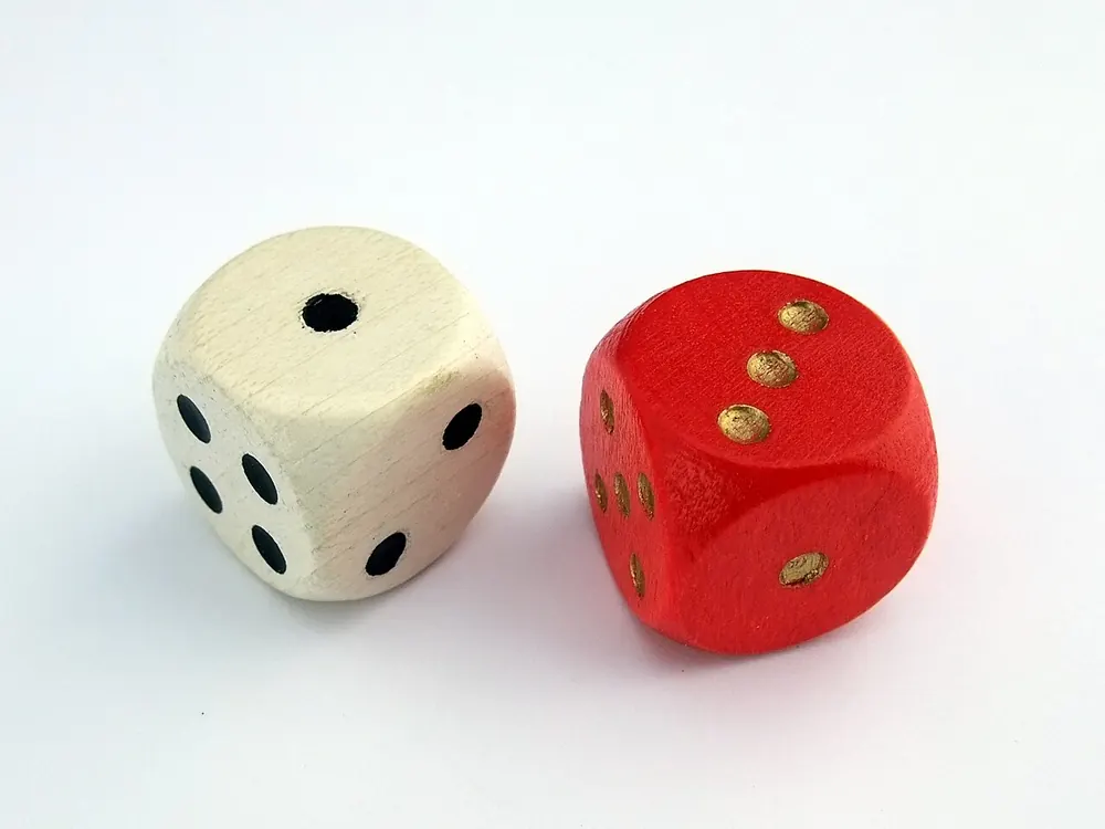 Two dice, one white and one red - provably fair games explained